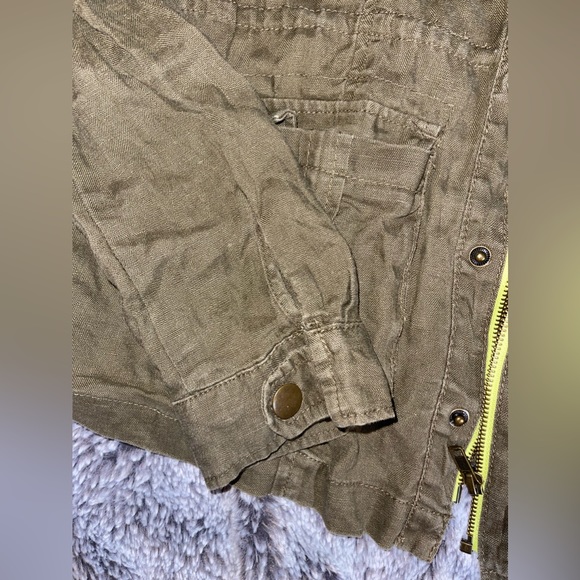 Free people lightweight olive green zip up cargo jacket size 8 - Picture 5 of 9